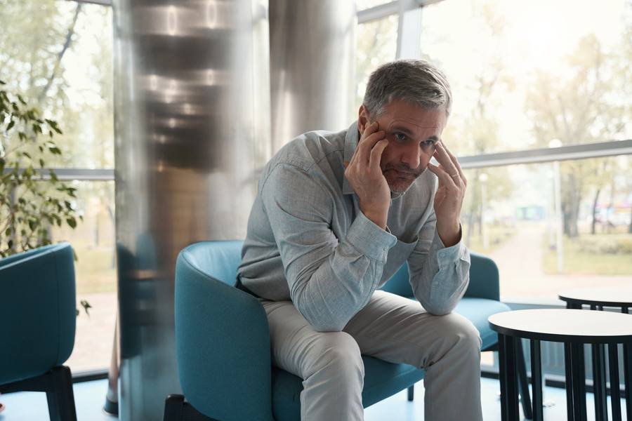 10 Signs of Low Testosterone in Men Over 40
